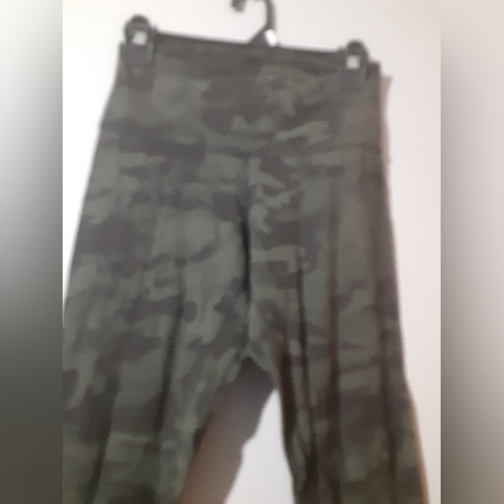 lululemon athletica Camouflage Leggings Active Yoga - Picture 3 of 6